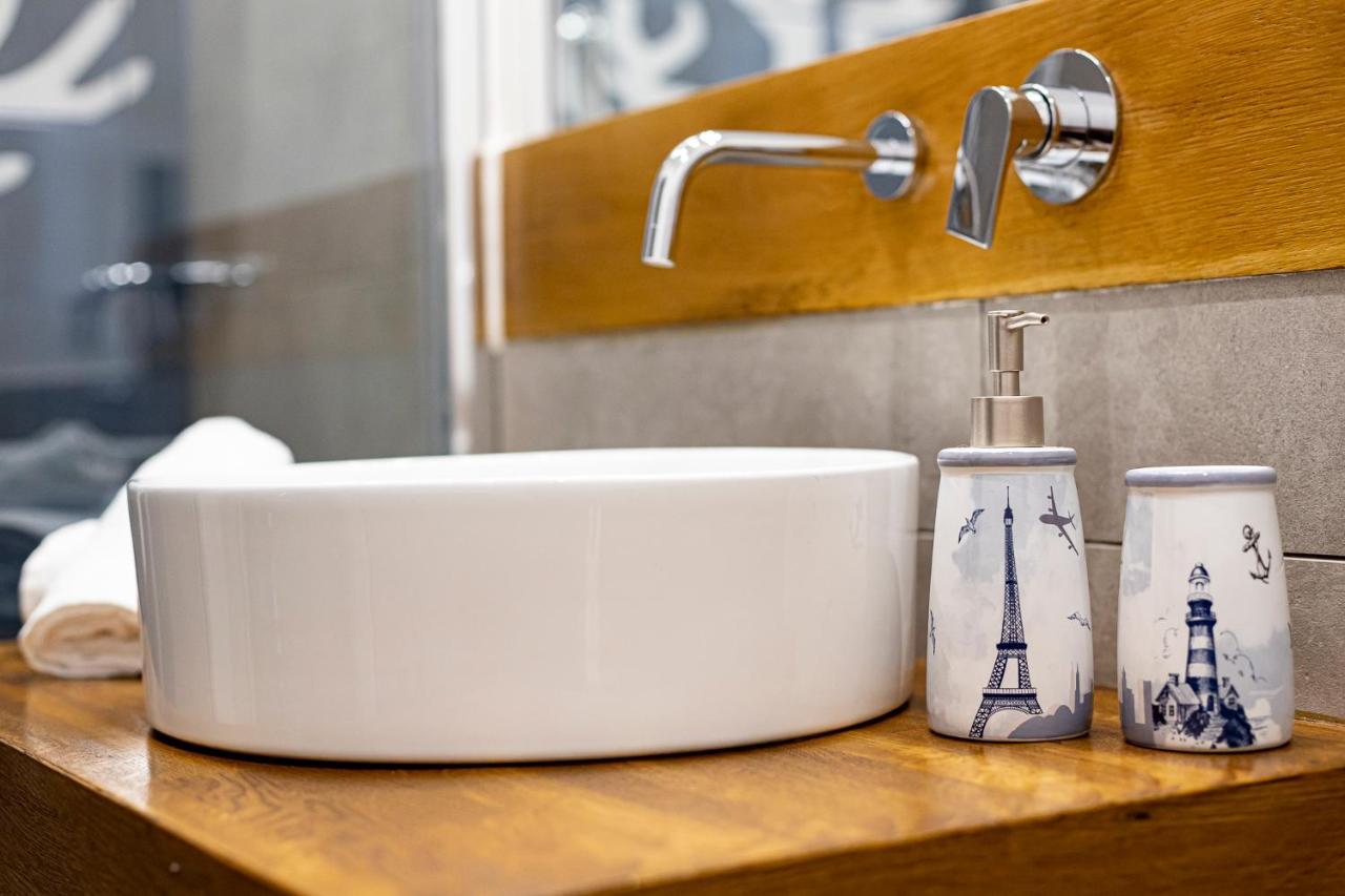 Acquaro Suite Jacuzzi ซานวิโต โลคาโป ภายนอก รูปภาพ